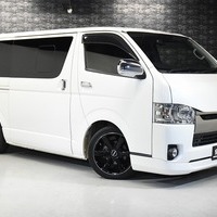 平成29年式 ハイエース S-GL DP 2WD 2,000cc (ガソリン車) 5人乗車 5.8万kmのサムネイル