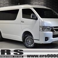4 CRSコンプリート ハイエース ワゴンGL 4WD 2,700CC ガソリン車 10人乗りのサムネイル