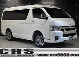 4 CRSコンプリート ハイエース ワゴンGL 4WD 2,700CC ガソリン車 10人乗り