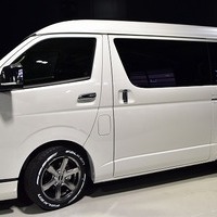 ⓫ CRS-PKG ハイエース ワゴン 2WD  2,700CC ガソリン 10人乗り 即納車のサムネイル