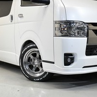 令和4年式 ハイエース S-GL DPⅡ 2WD 2,000cc (ガソリン車) 5人乗車 0.34万kmのサムネイル