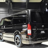 ⑲ CRS-PKG ハイエース S-GL DPⅡ 2WD 2,800CC ディーゼルターボ 5人乗り 即納車のサムネイル