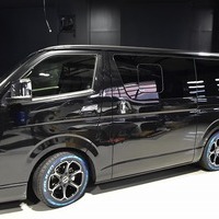 ⑲ CRS-PKG ハイエース S-GL DPⅡ 2WD 2,800CC ディーゼルターボ 5人乗り 即納車のサムネイル