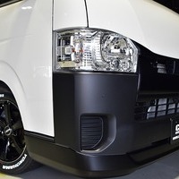 ⑱ コントラスト-PKG ハイエース DX 2WD 2,000CC ガソリン車 5Dr 3/6人乗り 即納車のサムネイル