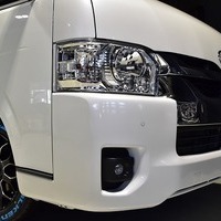 ⑰ CRS-PKG ハイエース ワゴン 2WD  2,700CC ガソリン 10人乗り 即納車のサムネイル