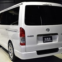 ⑮ CRS-PKG ハイエース S-GL DPⅡ 2WD 2,800CC ディーゼル車 5人乗り 即納車のサムネイル