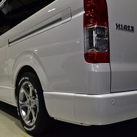 ⑮ CRS-PKG ハイエース S-GL DPⅡ 2WD 2,800CC ディーゼル車 5人乗り 即納車のサムネイル