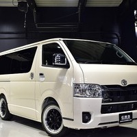 ⑬ CRS ファミリーパッケージ ハイエース S-GL 2,800CC ディーゼル車 5人乗り 即納車のサムネイル