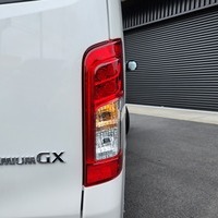 キャラバンパッケージ　日産　キャラバン　GRANDプレミアムGX　2WD　2400cc　ディーゼル車　5人乗りのサムネイル