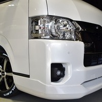 23. CRS-PKG ハイエース S-GLワイド DPⅡ 2WD 2,700CC ガソリン車 5人乗り 即納車のサムネイル