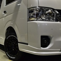 21. CRS-PKG ハイエース ワゴンGL ４WD  2,700CC ガソリン車 10人乗り 即納車のサムネイル