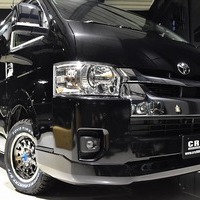 22. CRS-PKG ハイエース ワゴンGL ４WD  2,700CC ガソリン車 10人乗り 即納車のサムネイル