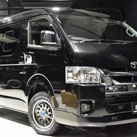 22. CRS-PKG ハイエース ワゴンGL ４WD  2,700CC ガソリン車 10人乗り 即納車のサムネイル