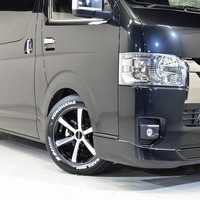 2 CRS-PKG ハイエース S-GL DPⅡ 2WD 2,000CC ガソリン車 5人乗りのサムネイル