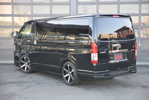 新車外し 200系ハイエーススーパーGLダークプライムS 9型 ディーゼル