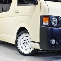 平成22年式 ハイエース ワゴンGL 全塗装 ベッドキットⅤ 2WD 2,700cc (ガソリン車) 10人乗車 6.70万kmのサムネイル