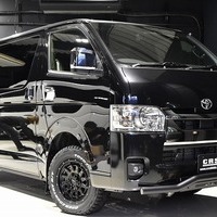 26.オフロードスタイル JAOS ハイエース 4WD 2,800CC ディーゼル車 5人乗り 即納車のサムネイル