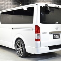 6 CRS-PKG ハイエース S-GL DPⅡ 2WD 2,800CC ディーゼル車 5人乗りのサムネイル