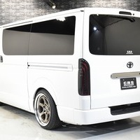 3428 平成29年式 ハイエース スーパーGL ダークプライム 2WD 2,000cc (ガソリン車) 5人乗車 6.19万kmのサムネイル