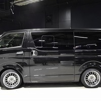 29. スタイル-PKG ハイエース S-GL DPⅡ 2WD 2,000 ガソリン車 5人乗り 即納車のサムネイル