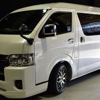 31. CRS-PKG ハイエース S-GLワイド DPⅡ 2WD 2,800CC ディーゼル車 5人乗り 即納車のサムネイル