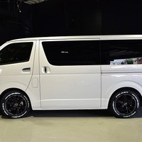 28. CRS-PKG ハイエース S-GL DPⅡ 2WD 2,000CC ガソリン車 5人乗り 即納車のサムネイル