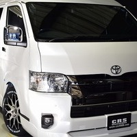 31. CRS-PKG ハイエース S-GLワイド DPⅡ 2WD 2,800CC ディーゼル車 5人乗り 即納車のサムネイル