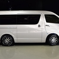 31. CRS-PKG ハイエース S-GLワイド DPⅡ 2WD 2,800CC ディーゼル車 5人乗り 即納車のサムネイル