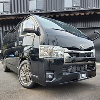 ファミリーPKG　ハイエース　スーパーGL　ダークプライムⅡ　2WD　2800cc　ディーゼル車　5人乗りのサムネイル