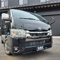 ファミリーPKG　ハイエース　スーパーGL　ダークプライムⅡ　2WD　2800cc　ディーゼル車　5人乗りのサムネイル