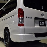 ｇ. ワイルドPKG ハイエース S-GL DPⅡ 2WD 2,800CC ディーゼル車 5人乗り 即納車のサムネイル