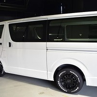 3483.令和4年式 ハイエース ロングDX 2WD 2,800㏄ ディーゼル車 6人乗り 170㎞ 車検6年10月のサムネイル