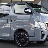 3602　CRSコンプリート キャラバン NV350 GRAND プレミアムGX 4WD 2,400CC ディーゼル車 5人乗りのサムネイル