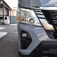 3602　CRSコンプリート キャラバン NV350 GRAND プレミアムGX 4WD 2,400CC ディーゼル車 5人乗りのサムネイル