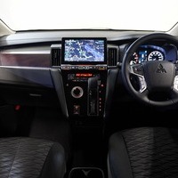 3649 デリカCRSコンプリート 三菱 デリカ D5 P 4WD 2,200CC ディーゼル車 7人乗りのサムネイル