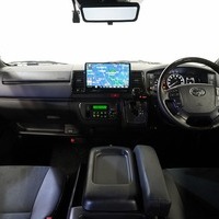 3704 令和2年式 ハイエース スーパーGL ダークプライムⅡ4WD 2,800cc (ディーゼル車) 5人乗車 0.65万kmのサムネイル