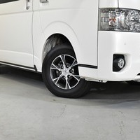 3704 令和2年式 ハイエース スーパーGL ダークプライムⅡ4WD 2,800cc (ディーゼル車) 5人乗車 0.65万kmのサムネイル