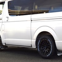 3704 令和2年式 ハイエース スーパーGL ダークプライムⅡ4WD 2,800cc (ディーゼル車) 5人乗車 0.65万kmのサムネイル