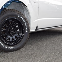 3352 ワイルドPKG ハイエース スーパーGL ダークプライムⅡ 4WD 2,800CC ディーゼル車 5人乗りのサムネイル