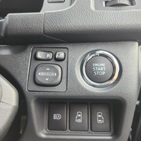 スタンダードPKG　ハイエース　スーパーGL　ダークプライムⅡ　2WD　2000cc　ガソリン車　5人乗りのサムネイル