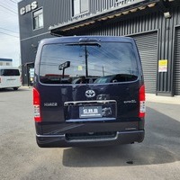 スタンダードPKG　ハイエース　スーパーGL　ダークプライムⅡ　2WD　2000cc　ガソリン車　5人乗りのサムネイル