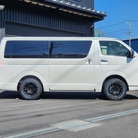 ワイルドPKG　ハイエース　スーパーGL　ダークプライムⅡ　4WD　2800cc　ディーゼル車　5人乗りのサムネイル