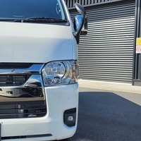 3766　令和5年式 ハイエース　スーパーGL　ダークプライムⅡ　4WD　2800cc　ディーゼル車　5人乗り　23kmのサムネイル