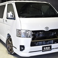 49.CRSパッケージ ハイエース SGL 2WD 2,800㏄ ディーゼル車 5人乗り 展示即納車のサムネイル