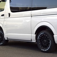 3201　千葉店【BLACK　STYLE】ハイエース ワゴンGL 4WD 2,700CC ガソリン車 10人乗りのサムネイル