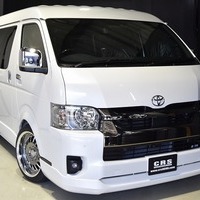 50.スタイルパッケージ ハイエース ワイドS-GL DPⅡ 2WD 2,800㏄ ディーゼル車 5人乗りのサムネイル