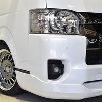 50.スタイルパッケージ ハイエース ワイドS-GL DPⅡ 2WD 2,800㏄ ディーゼル車 5人乗りのサムネイル