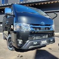 クロカンスタイル　ハイエース　スーパーGL　ダークプライムⅡ　4WD　2800cc　ディーゼル車　5人乗りのサムネイル