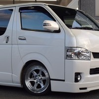 3844　平成28年式 ハイエース スーパーGL　 2WD 2,000cc (ガソリン車) 5人乗車 9.4万kmのサムネイル