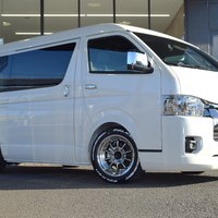 3233　スタイルＰＫＧ ハイエース ワイドS-GL DPⅡ 2WD 2,800㏄ ディーゼル車 5人乗りのサムネイル